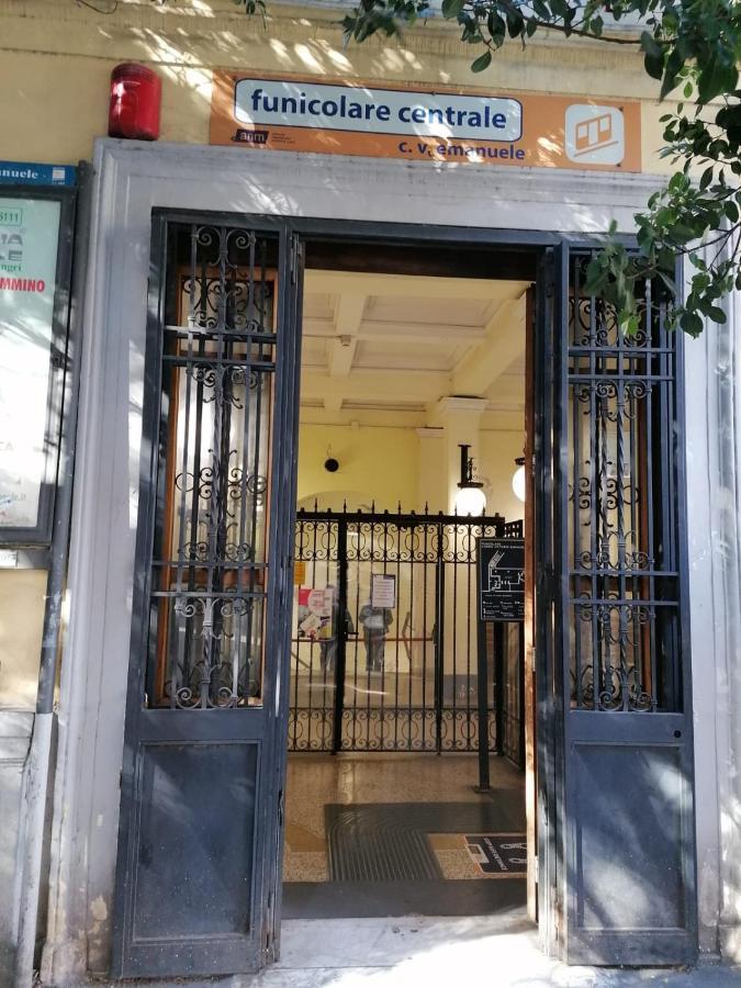 Casa Tolentino Al Centro Di Napoli Villa Eksteriør bilde